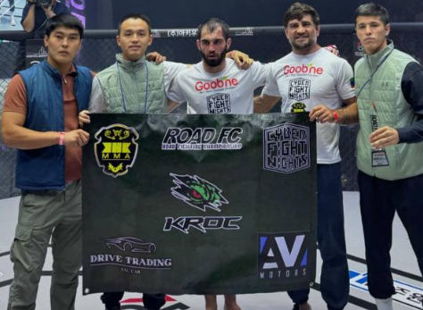 Победа в полуфинале глобального турнира ROAD FC